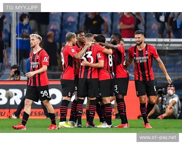 AC米兰高位压迫下防线频繁暴露空间，防守稳定性面临考验