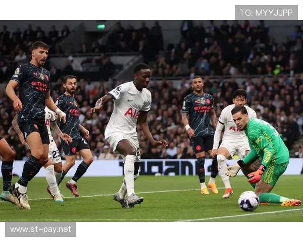 贝尔纳多防守贡献显著，本赛季拦截与抢断数据持续提升